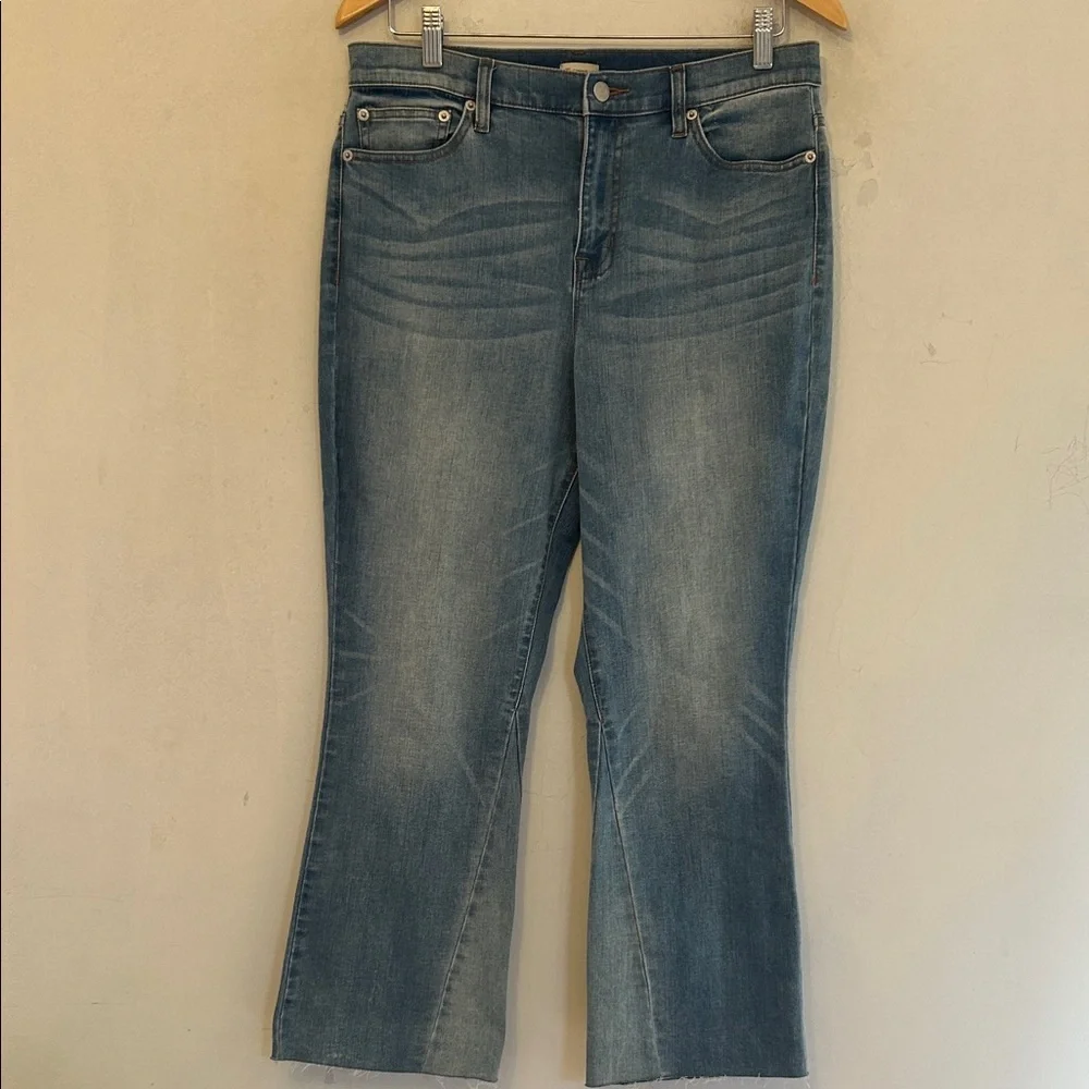 Cremieux Classic Women's  Flare Blue Jeans Size 12 EUC